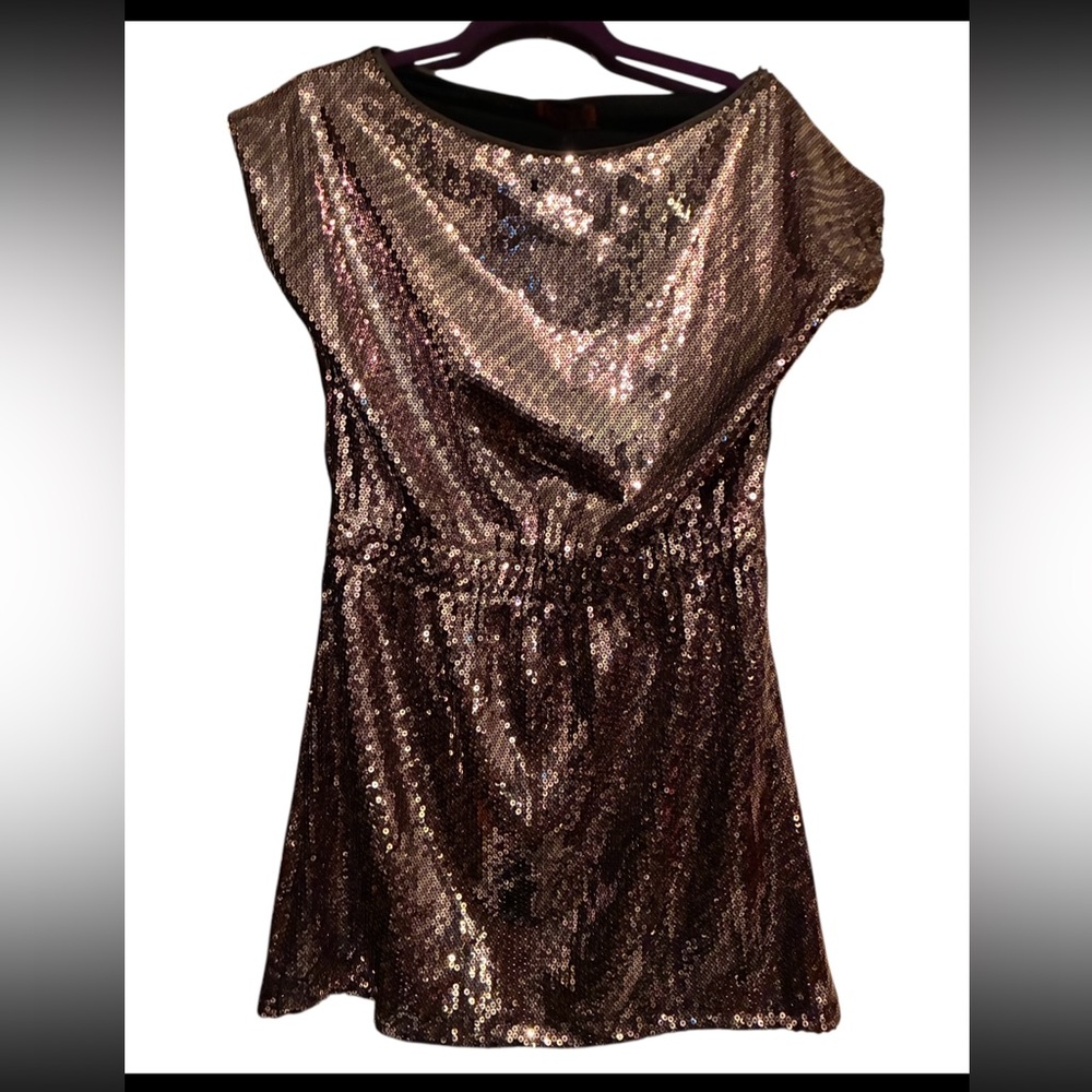 NWT ISLE APPAREL FULLY SEQUINED MINI DRESS IN GOLD GREY SIZE M